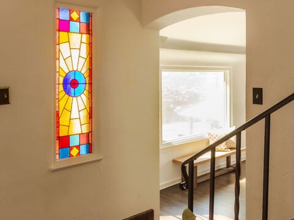 3877 Franklin Avenue, Los Angeles CA 90027