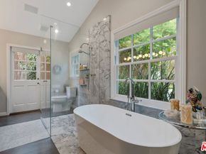 1528 Forest Knoll Drive, Los Angeles CA 90069