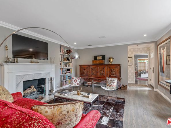 1528 Forest Knoll Drive, Los Angeles CA 90069