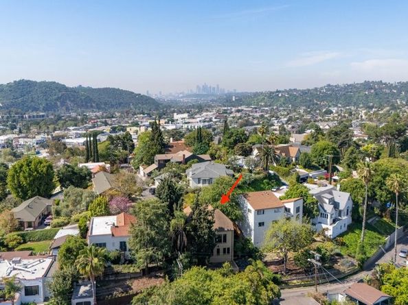 263 Lamont Drive, Los Angeles CA 90042