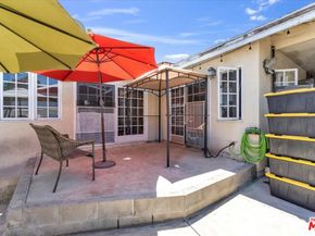 7506 Independenc Avenue, Canoga Park CA 91303