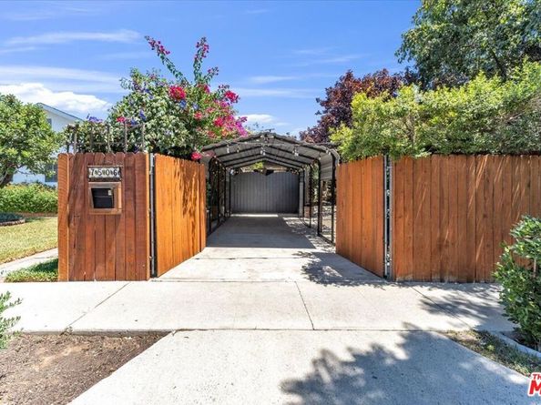 7506 Independenc Avenue, Canoga Park CA 91303