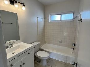 1132 S Oxford Avenue, Los Angeles CA 90006