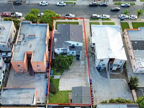 4521 Saturn Street, Los Angeles CA 90019