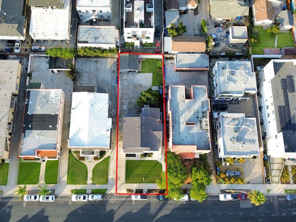 4521 Saturn Street, Los Angeles CA 90019