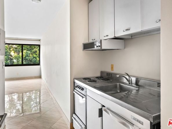 10560 Wilshire Boulevard 205, Los Angeles CA 90024