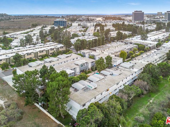 4804 La Villa Marina J, Marina Del Rey CA 90292