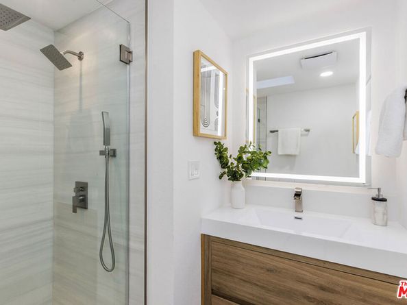 4804 La Villa Marina J, Marina Del Rey CA 90292