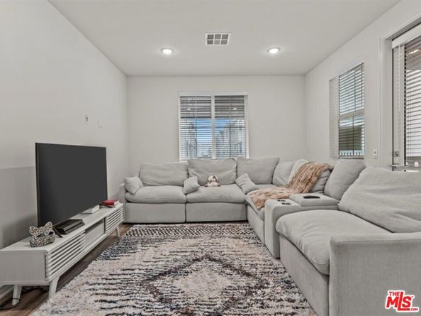 17923 Goodyear, Carson CA 90746