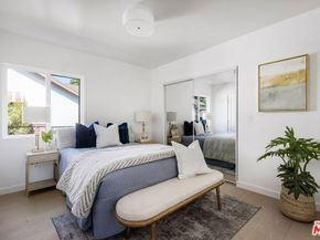 4918 10th Avenue, Los Angeles CA 90043