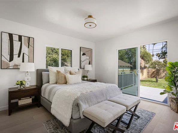 4918 10th Avenue, Los Angeles CA 90043