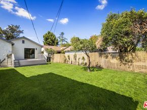 4918 10th Avenue, Los Angeles CA 90043