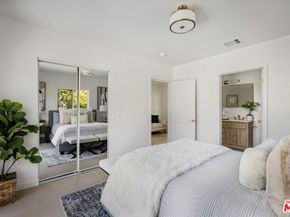 4918 10th Avenue, Los Angeles CA 90043