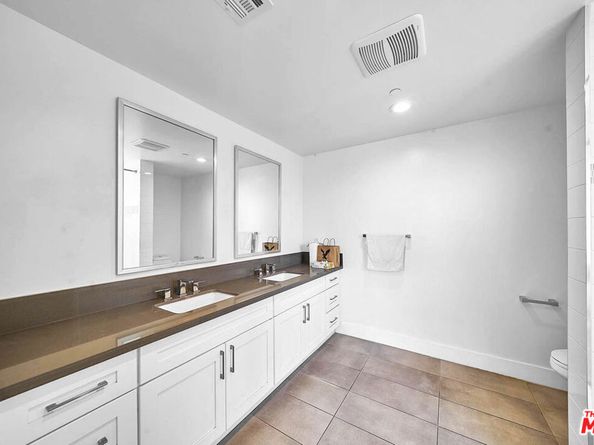 1101 S Harvard Boulevard 306, Los Angeles CA 90006