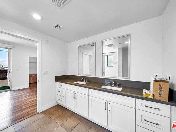 1101 S Harvard Boulevard 306, Los Angeles CA 90006