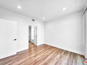 1101 S Harvard Boulevard 306, Los Angeles CA 90006