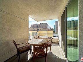 1101 S Harvard Boulevard 306, Los Angeles CA 90006