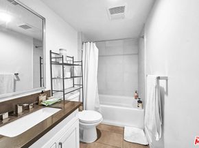 1101 S Harvard Boulevard 306, Los Angeles CA 90006