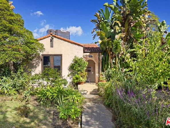 6501 Commodore Sloat Drive, Los Angeles CA 90048