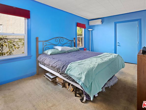 6501 Commodore Sloat Drive, Los Angeles CA 90048