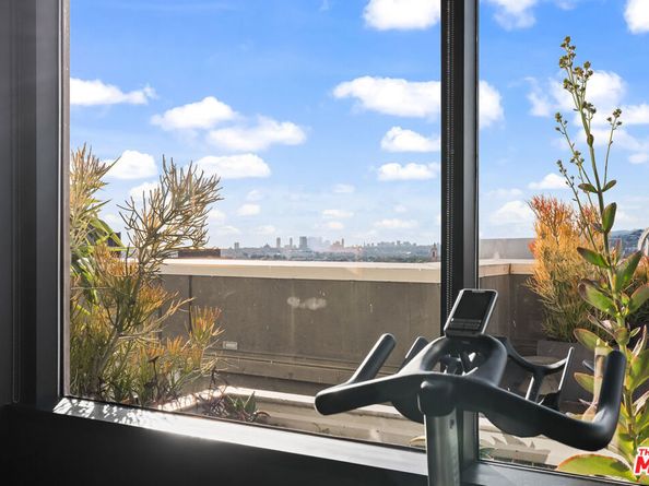 6250 Hollywood Boulevard 11H, Los Angeles CA 90028