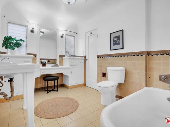 6122 W 6th Street, Los Angeles CA 90048