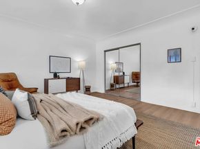 6122 W 6th Street, Los Angeles CA 90048