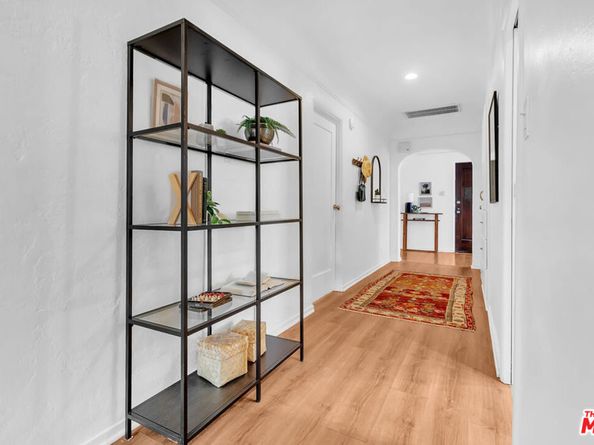 6122 W 6th Street, Los Angeles CA 90048