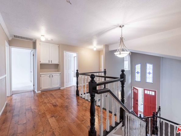 27821 Via Amistosa, Agoura Hills CA 91301