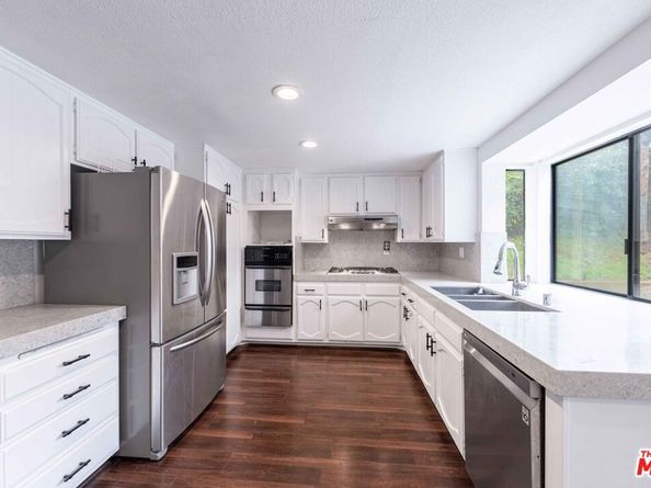 27821 Via Amistosa, Agoura Hills CA 91301