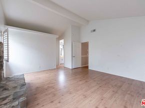 27821 Via Amistosa, Agoura Hills CA 91301