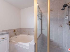 27821 Via Amistosa, Agoura Hills CA 91301