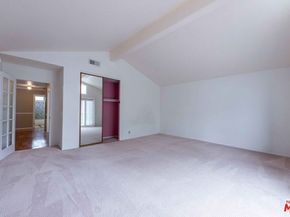 27821 Via Amistosa, Agoura Hills CA 91301