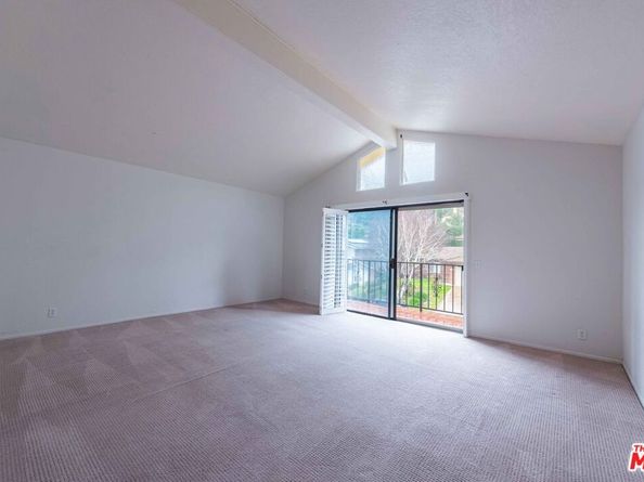 27821 Via Amistosa, Agoura Hills CA 91301