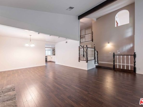 27821 Via Amistosa, Agoura Hills CA 91301