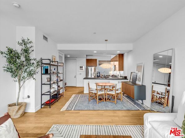 6001 Carlton Way 410, Los Angeles CA 90028