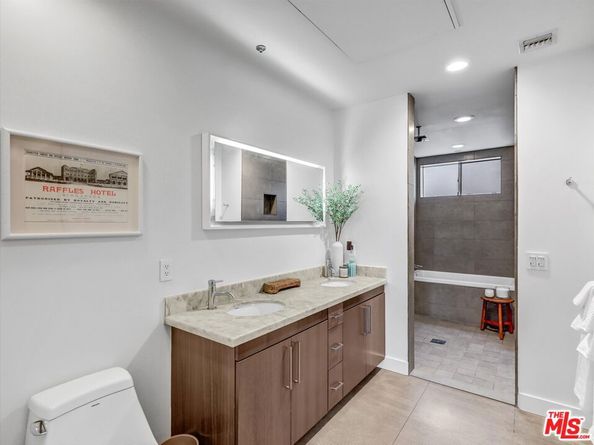 6001 Carlton Way 410, Los Angeles CA 90028