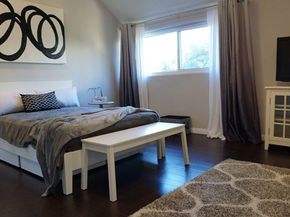 5644 Etiwanda Avenue 7, Tarzana CA 91356