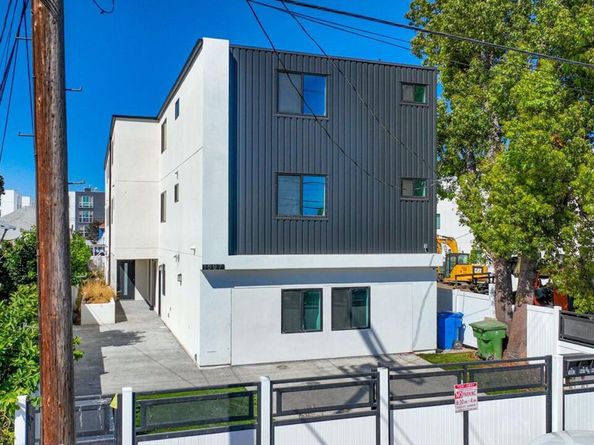 1597 W 37th Street, Los Angeles CA 90018