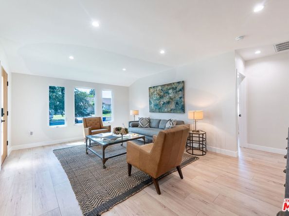 5808 Irvine Avenue, North Hollywood CA 91601