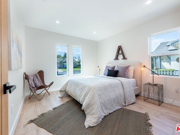 5808 Irvine Avenue, North Hollywood CA 91601