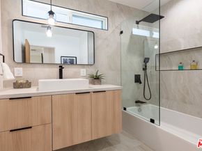 5808 Irvine Avenue, North Hollywood CA 91601