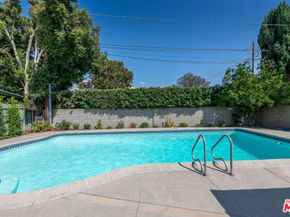 5808 Irvine Avenue, North Hollywood CA 91601