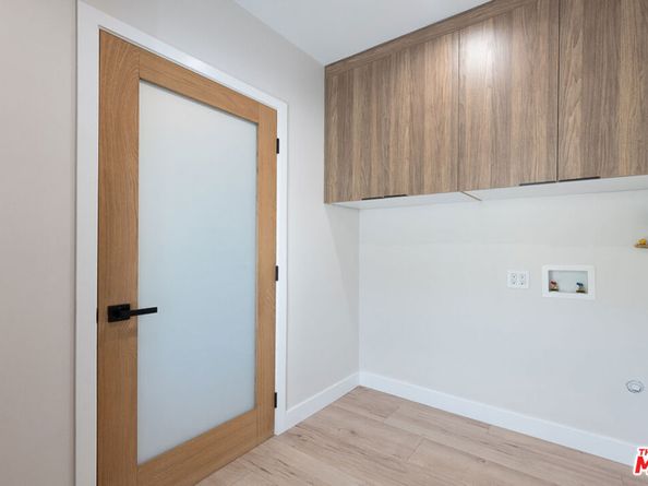 5808 Irvine Avenue, North Hollywood CA 91601