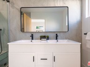 5808 Irvine Avenue, North Hollywood CA 91601