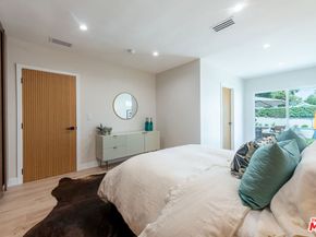 5808 Irvine Avenue, North Hollywood CA 91601