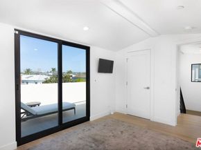 1703 Plaza Del Sur 2, Newport Beach CA 92661