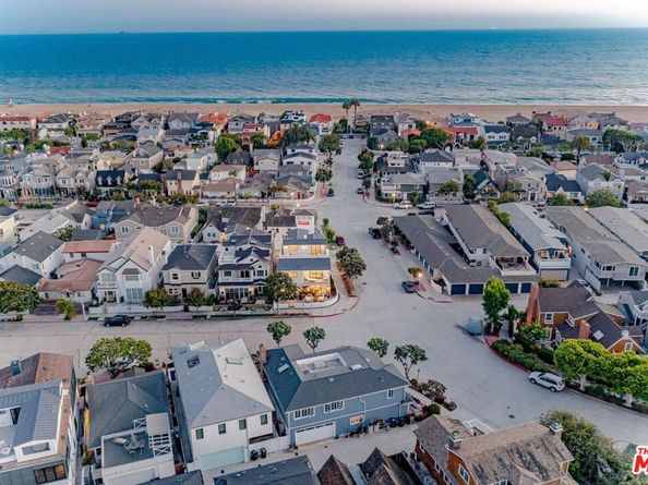 1703 Plaza Del Sur 2, Newport Beach CA 92661