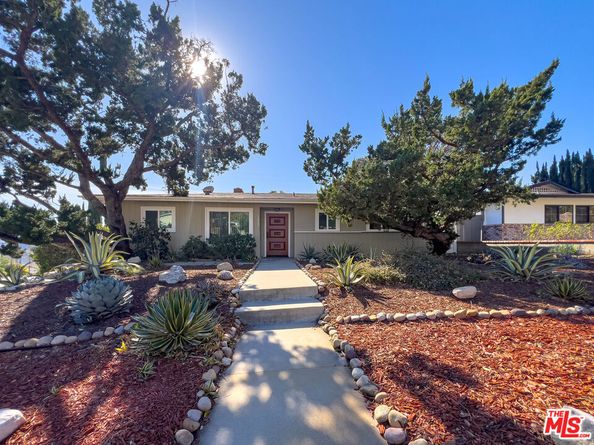 3800 Los Olivos Lane, La Crescenta CA 91214