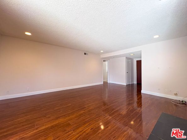 3800 Los Olivos Lane, La Crescenta CA 91214